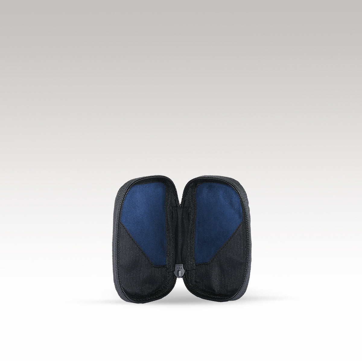 RKIR Card Holder Card Holder GROUNDTRUTH