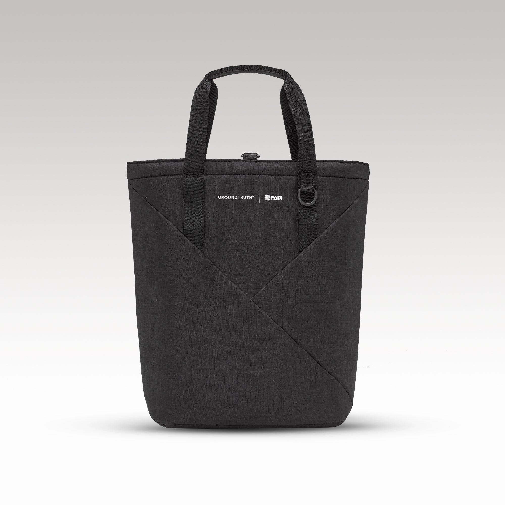 The Day Tote insert fits perfectly in the 25L UNDA backpack