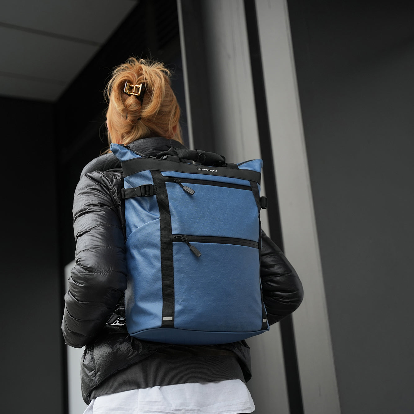 RIKR 17L Technical Tote Backpack GROUNDTRUTH color black #color_Voyage Blue