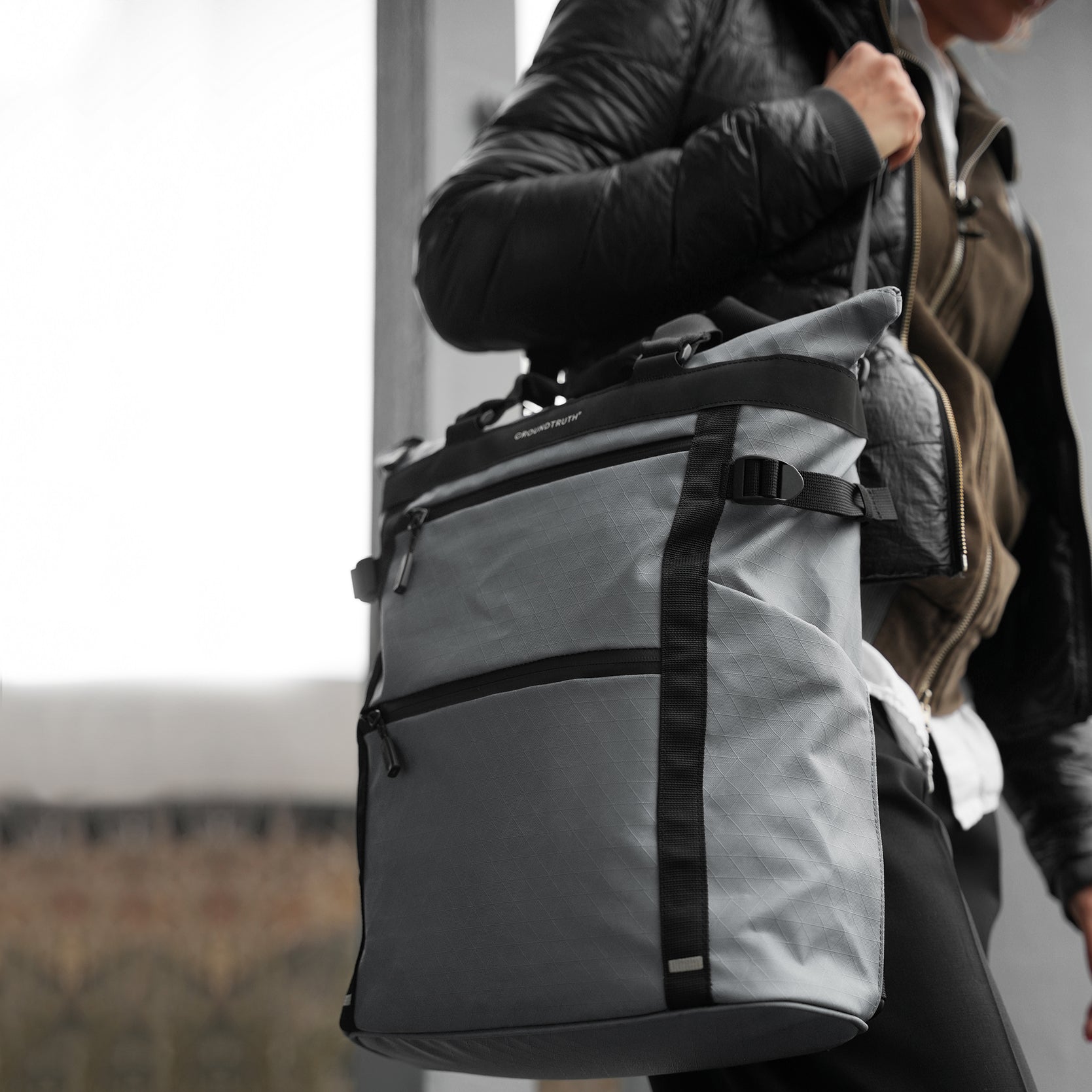 RIKR 17L Technical Tote Backpack GROUNDTRUTH color black #color_Summit Grey